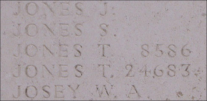 Jones Thomas 8586 96 700x444