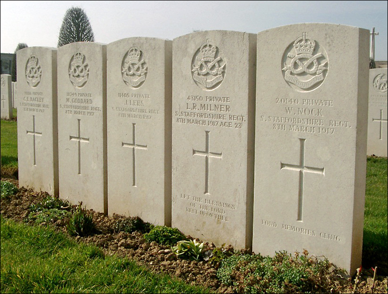 Photograph of graves of William Nock and 4 comrades of the 2nd South Staffs, all killed on 8th March 1917 Nock William five 96 800x607
