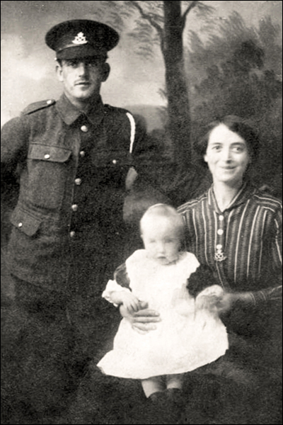 Photograph of William Nock with his wife Ada and daughter Gertrude Nock William 96 400x600