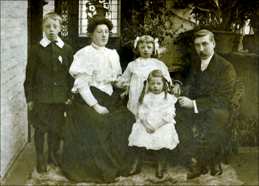 Robbins Family 96