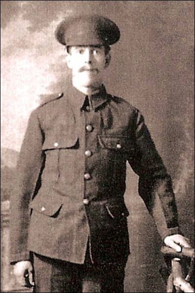 Smitheman John 96 400x600